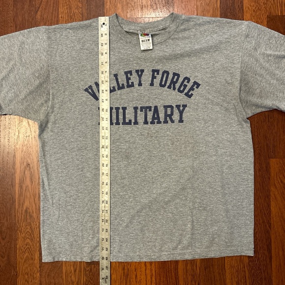 Valley Forge Military Gray Spellout Tshirt Size XL Fruit of the Loom - Picture 4 of 4